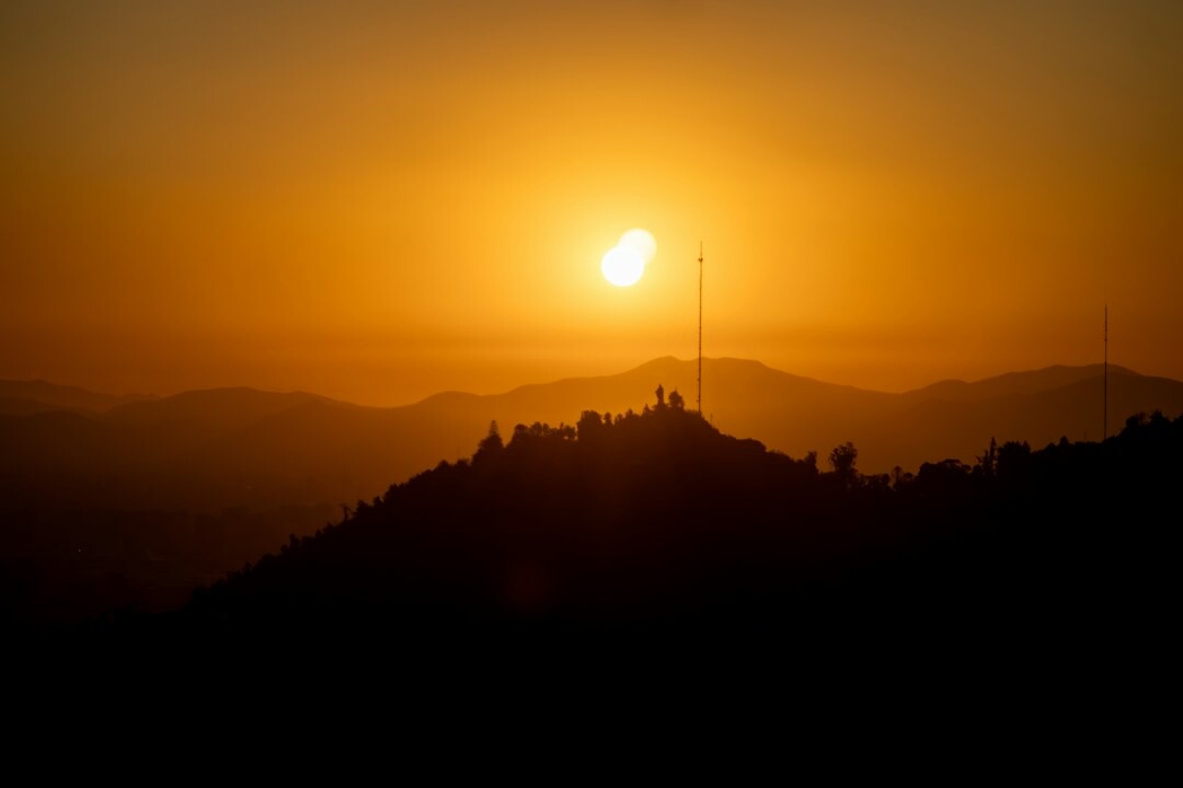 santiago sunset mountains